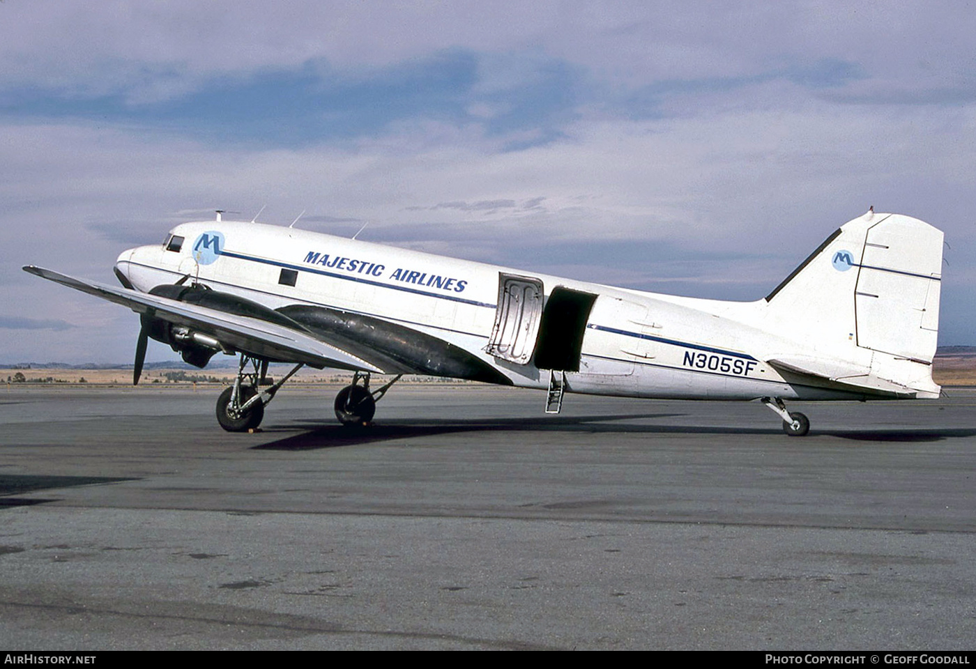 Aircraft Photo of N305SF | Douglas C-47 Skytrain | Majestic Airlines | AirHistory.net #163717