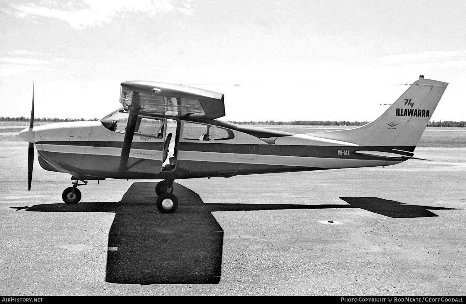 Aircraft Photo of VH-IAI | Cessna 210A | Illawarra Flying School | AirHistory.net #163723