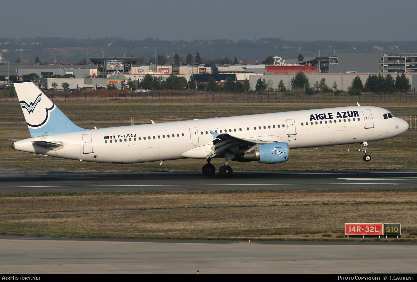 Aircraft Photo of F-HBAB | Airbus A321-211 | Aigle Azur | AirHistory.net #163755