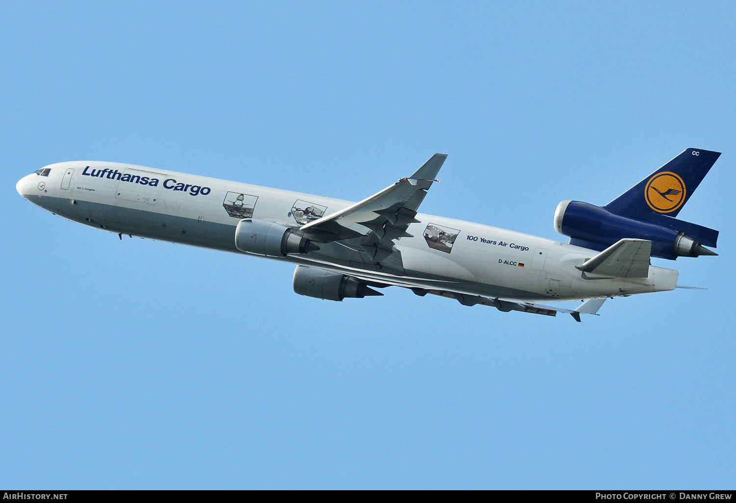 Aircraft Photo of D-ALCC | McDonnell Douglas MD-11F | Lufthansa Cargo | AirHistory.net #163818