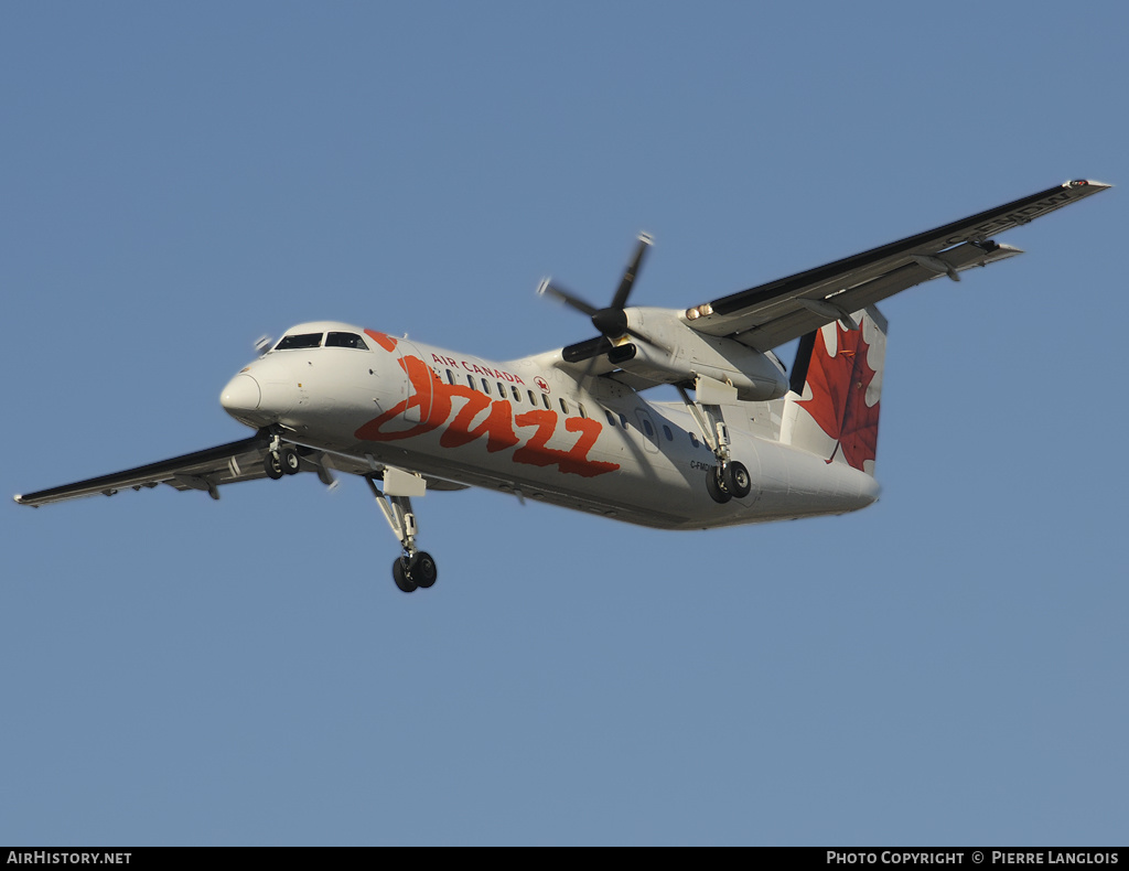 Aircraft Photo of C-FMDW | De Havilland Canada DHC-8-311Q Dash 8 | Air Canada Jazz | AirHistory.net #163820