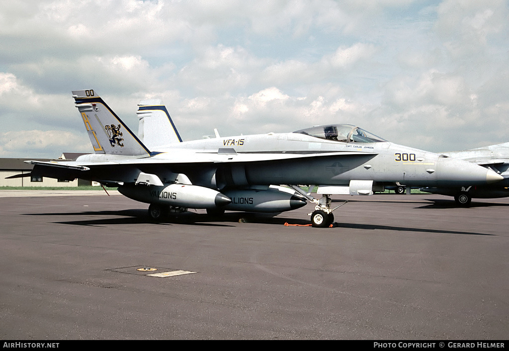 Aircraft Photo of 164689 | McDonnell Douglas F/A-18C Hornet | USA - Navy | AirHistory.net #163930
