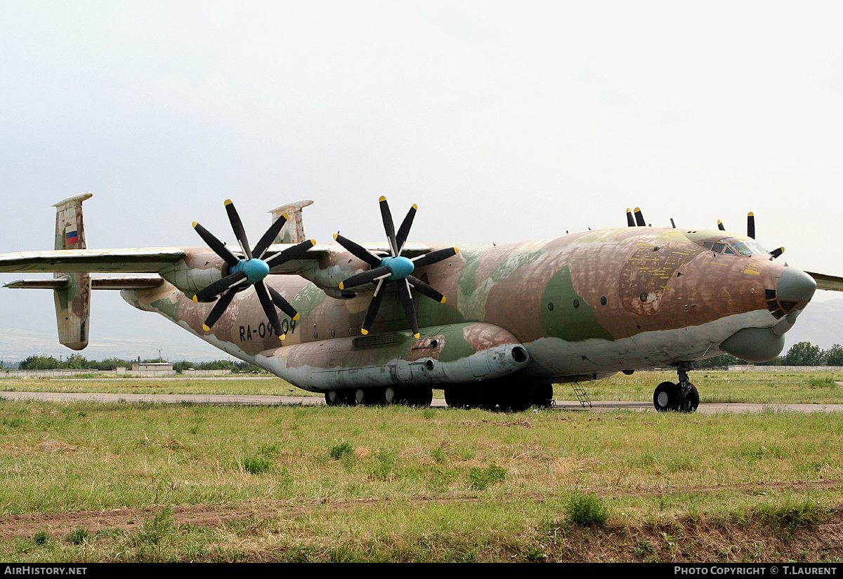 Aircraft Photo of RA-09309 | Antonov An-22A Antei | Russia - Air Force | AirHistory.net #163947