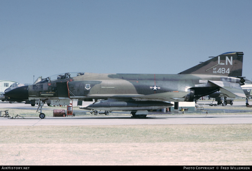 Aircraft Photo of 66-7484 / AF66-484 | McDonnell F-4D Phantom II | USA - Air Force | AirHistory.net #163951