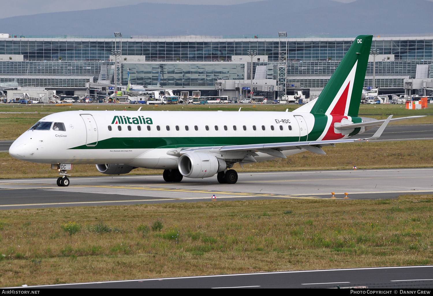 Aircraft Photo of EI-RDC | Embraer 175STD (ERJ-170-200STD) | Alitalia CityLiner | AirHistory.net #164125