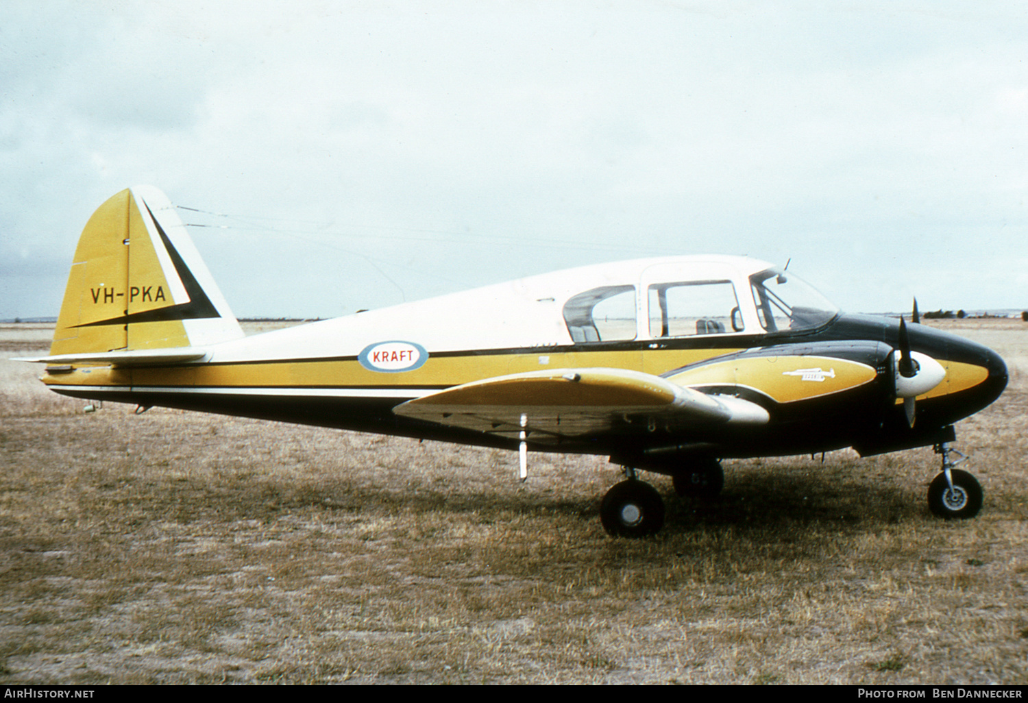 Aircraft Photo of VH-PKA | Piper PA-23-150 Apache C | Kraft | AirHistory.net #164265
