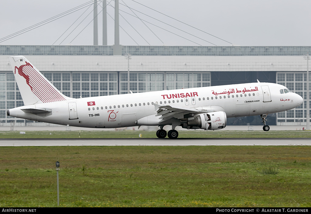 Aircraft Photo of TS-IMI | Airbus A320-211 | Tunisair | AirHistory.net #164351