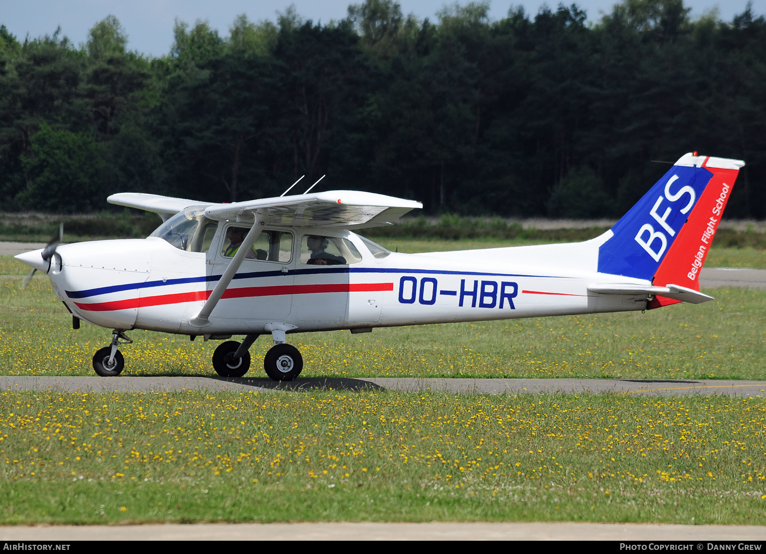 Aircraft Photo of OO-HBR | Reims F172M Skyhawk | BFS - Belgian Flight School | AirHistory.net #164397