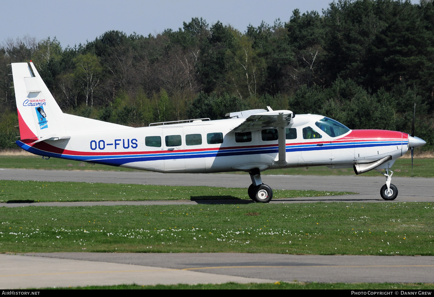 Aircraft Photo of OO-FUS | Cessna 208B Grand Caravan | AirHistory.net #164414