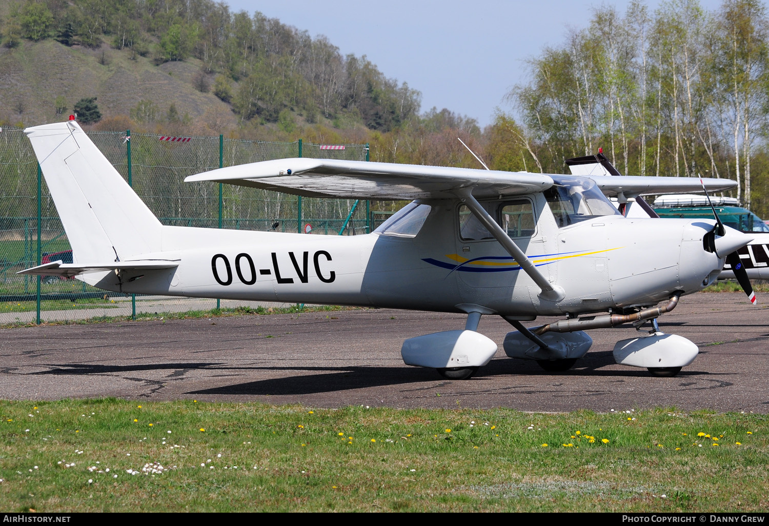 Aircraft Photo of OO-LVC | Cessna 152 | AirHistory.net #164423