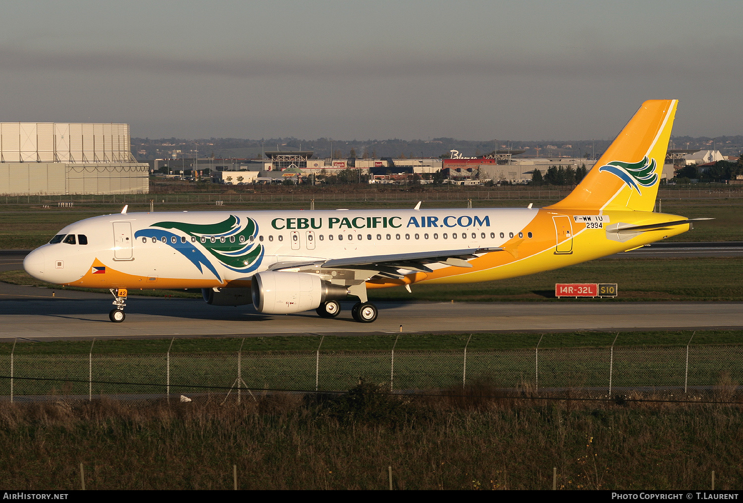 Aircraft Photo of F-WWIU | Airbus A320-214 | Cebu Pacific Air | AirHistory.net #164430