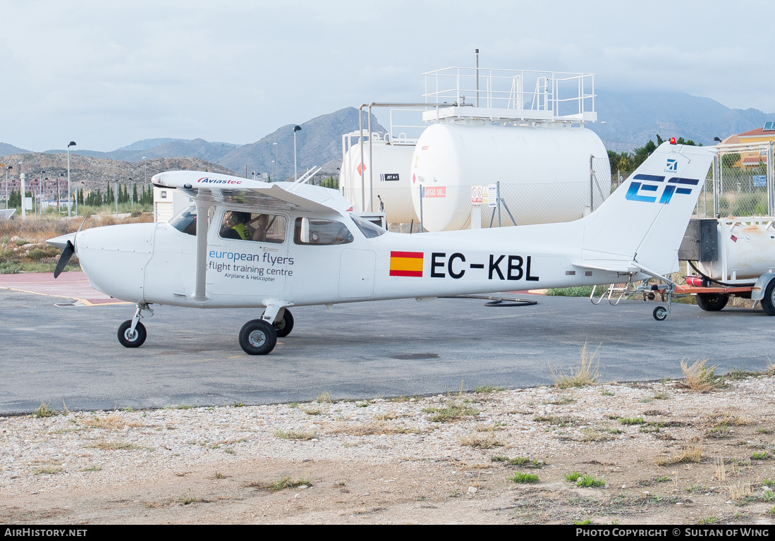 Aircraft Photo of EC-KBL | Cessna 172 Skyhawk | European Flyers | AirHistory.net #164437