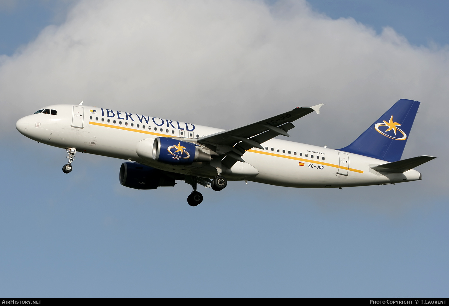 Aircraft Photo of EC-JQP | Airbus A320-214 | Iberworld Airlines | AirHistory.net #164628