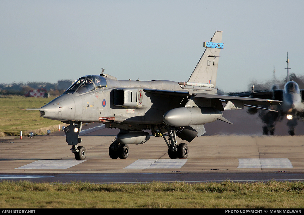 Aircraft Photo of XX724 | Sepecat Jaguar GR3A | UK - Air Force | AirHistory.net #164673