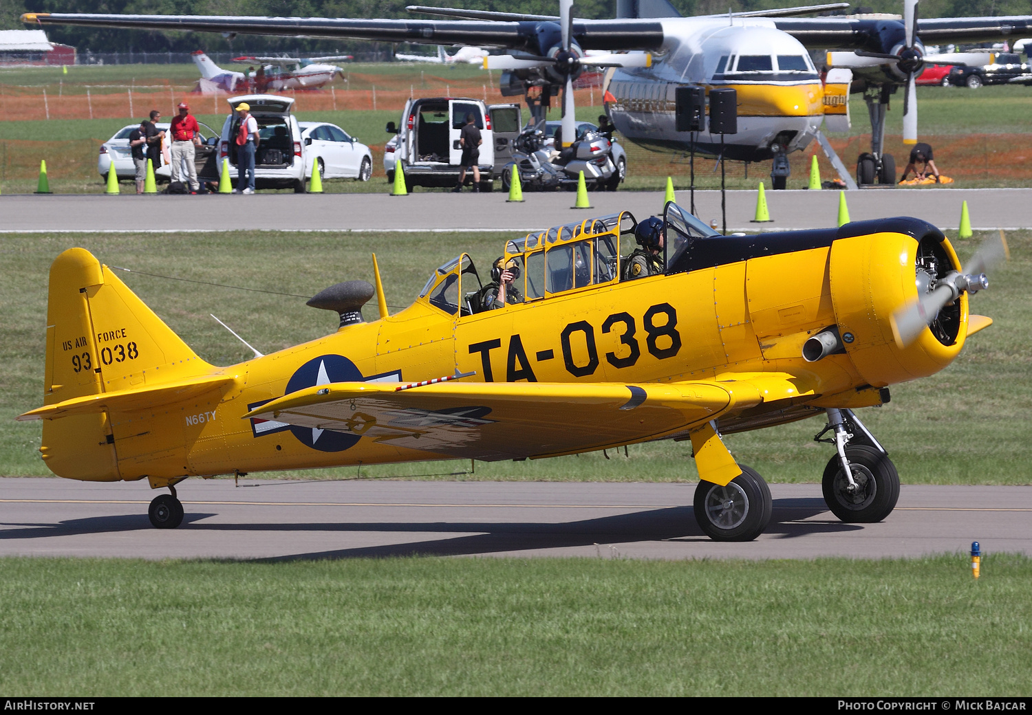 Aircraft Photo of N66TY / 93038 | North American T-6G Texan | USA - Air Force | AirHistory.net #164974