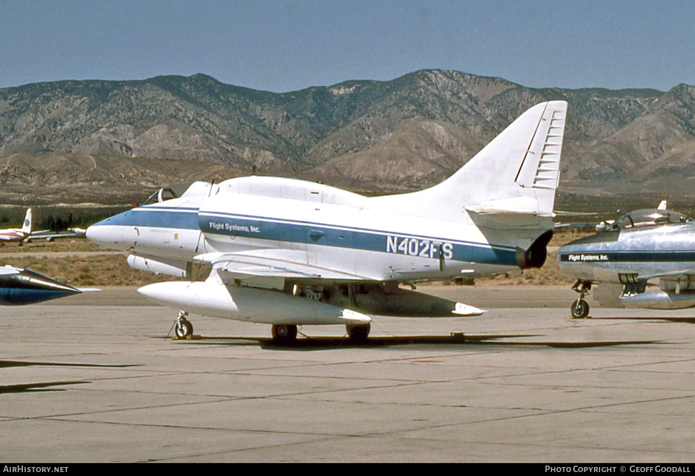 Aircraft Photo of N402FS | Douglas A-4L Skyhawk | Flight Systems Inc. | AirHistory.net #165010