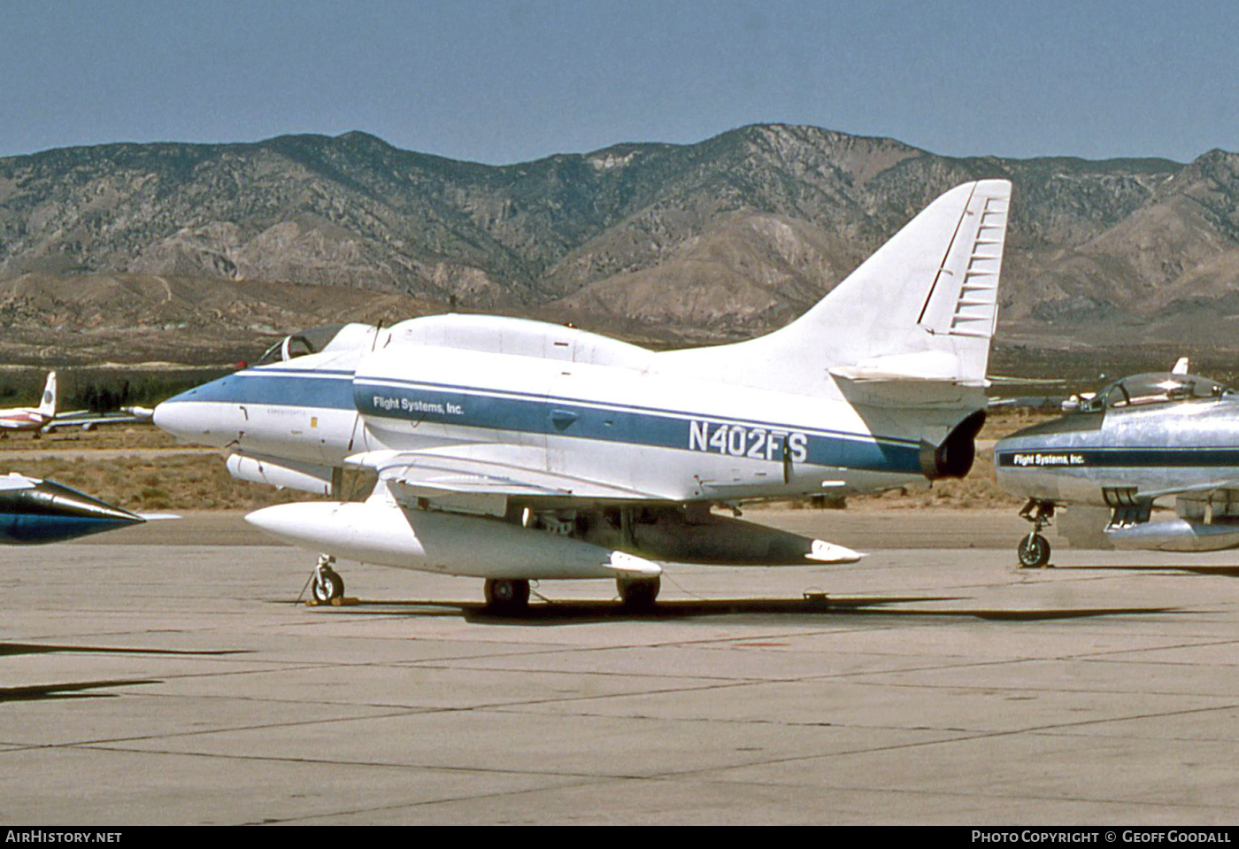 Aircraft Photo of N402FS | Douglas A-4L Skyhawk | Flight Systems | AirHistory.net #165010