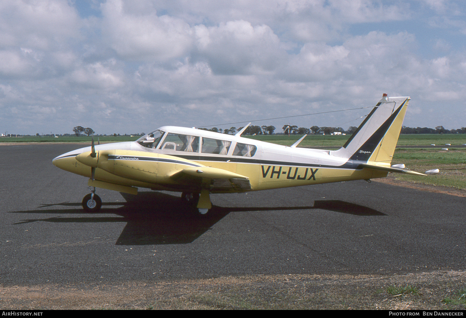 Aircraft Photo of VH-UJX | Piper PA-30-160 Twin Comanche C | AirHistory.net #165020