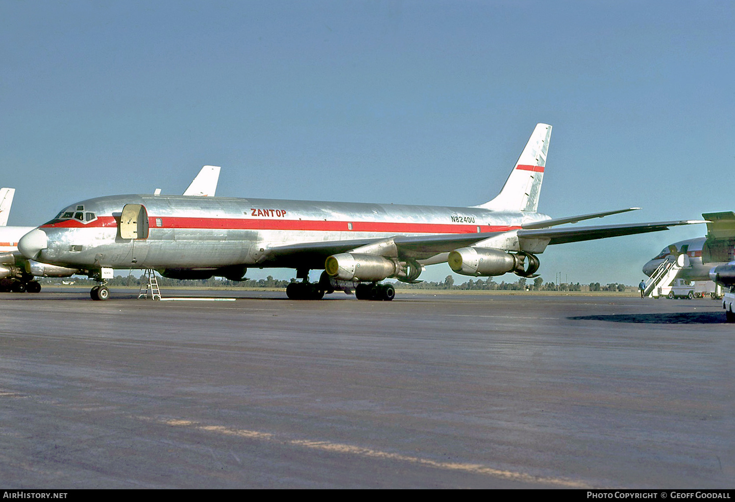 Aircraft Photo of N8240U | Douglas DC-8-33(F) | Zantop International Airlines | AirHistory.net #165025