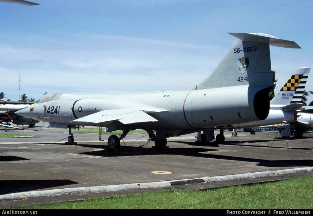 Aircraft Photo of 4241 | Lockheed F-104A Starfighter | Taiwan - Air Force | AirHistory.net #165062
