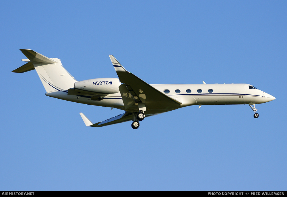 Aircraft Photo of N507DW | Gulfstream Aerospace G-V Gulfstream V | AirHistory.net #165077