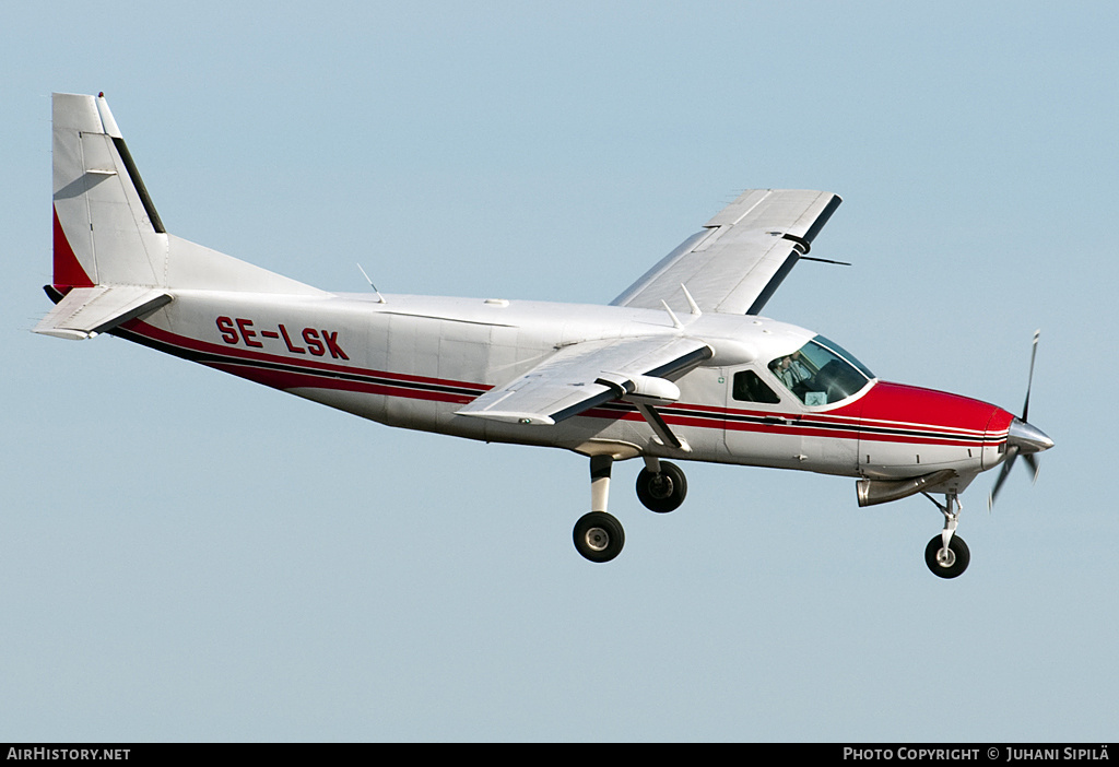 Aircraft Photo of SE-LSK | Cessna 208B Super Cargomaster | NTD Air Cargo | AirHistory.net #165159