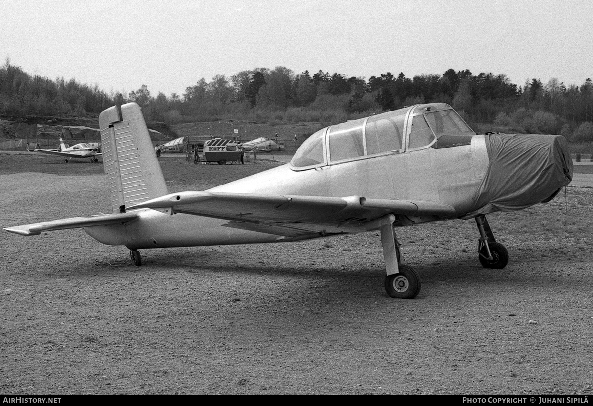Aircraft Photo of TL-1 | Valmet Tuuli TL-III | AirHistory.net #165188