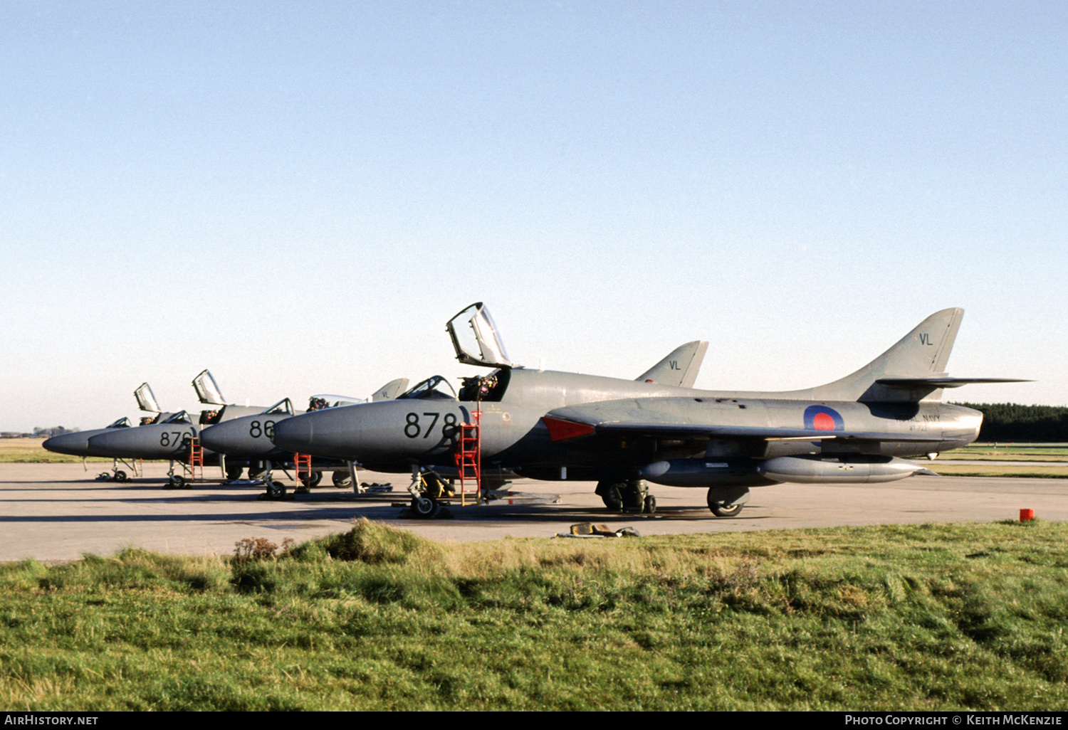 Aircraft Photo of WT722 | Hawker Hunter T8C | UK - Navy | AirHistory.net #165401