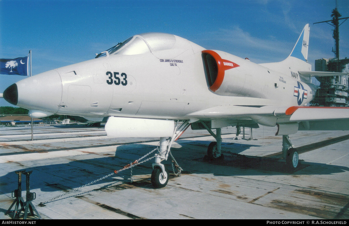 Aircraft Photo of 149623 | Douglas A-4L Skyhawk | USA - Navy | AirHistory.net #165438