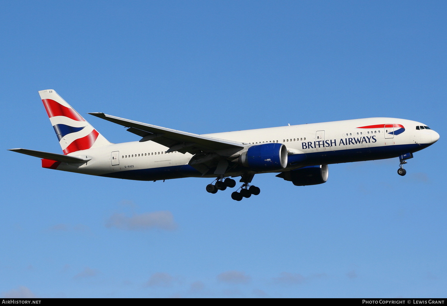 Aircraft Photo of G-RAES | Boeing 777-236/ER | British Airways | AirHistory.net #165501