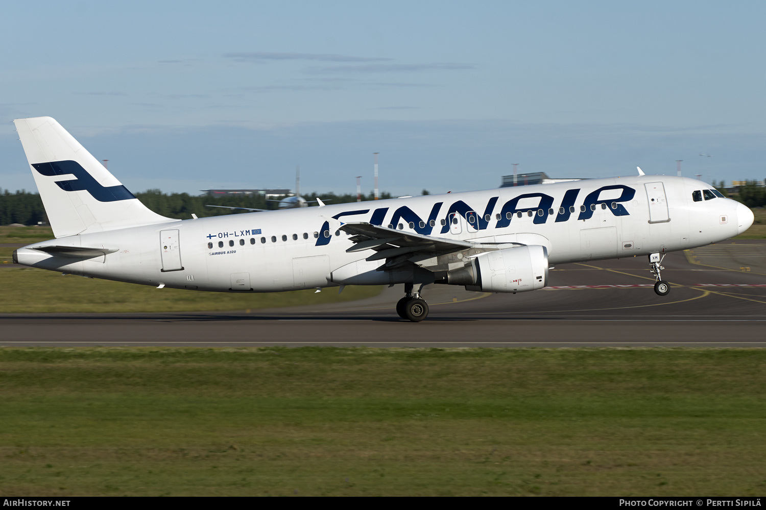 Aircraft Photo of OH-LXM | Airbus A320-214 | Finnair | AirHistory.net #165615