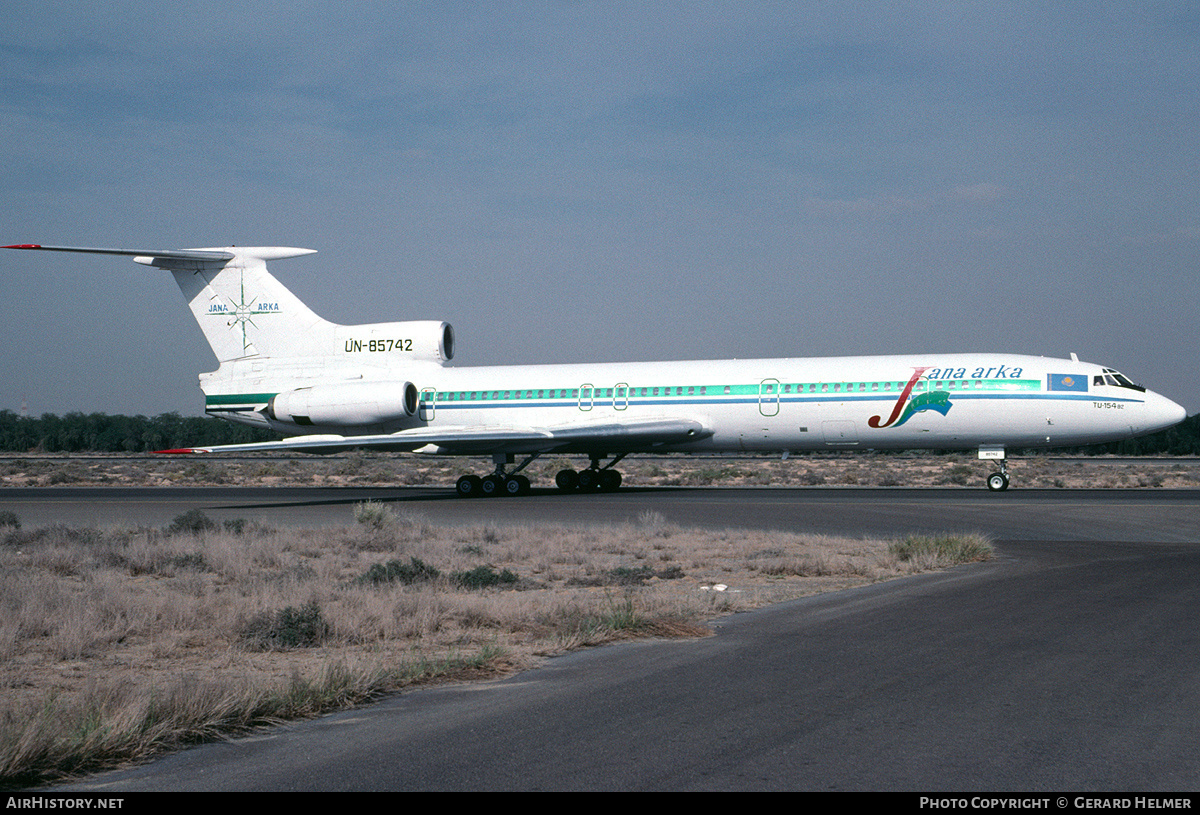 Aircraft Photo of UN-85742 | Tupolev Tu-154B-2 | Jana Arka | AirHistory.net #165657