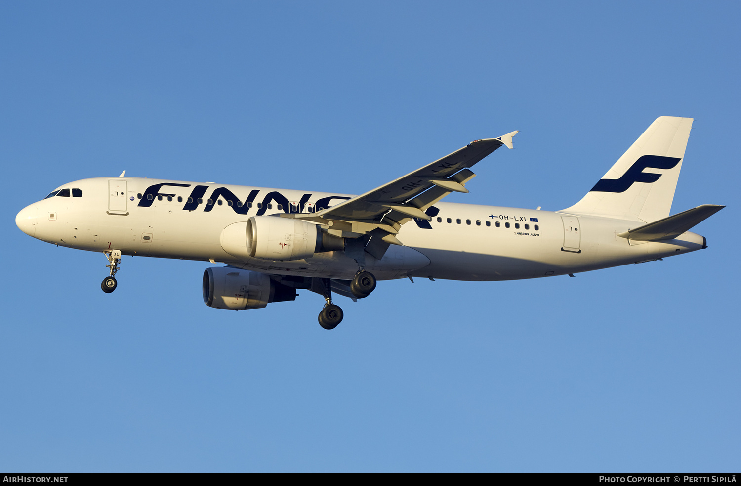 Aircraft Photo of OH-LXL | Airbus A320-214 | Finnair | AirHistory.net #165704