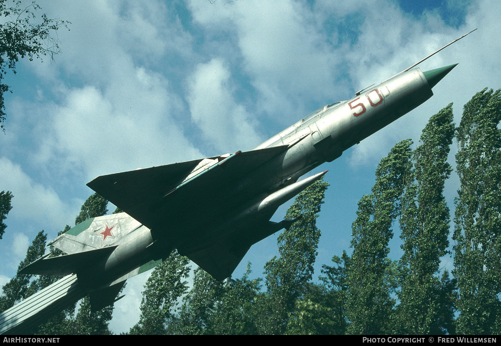 Aircraft Photo of 50 red | Mikoyan-Gurevich MiG-21MF | Russia - Air Force | AirHistory.net #165723