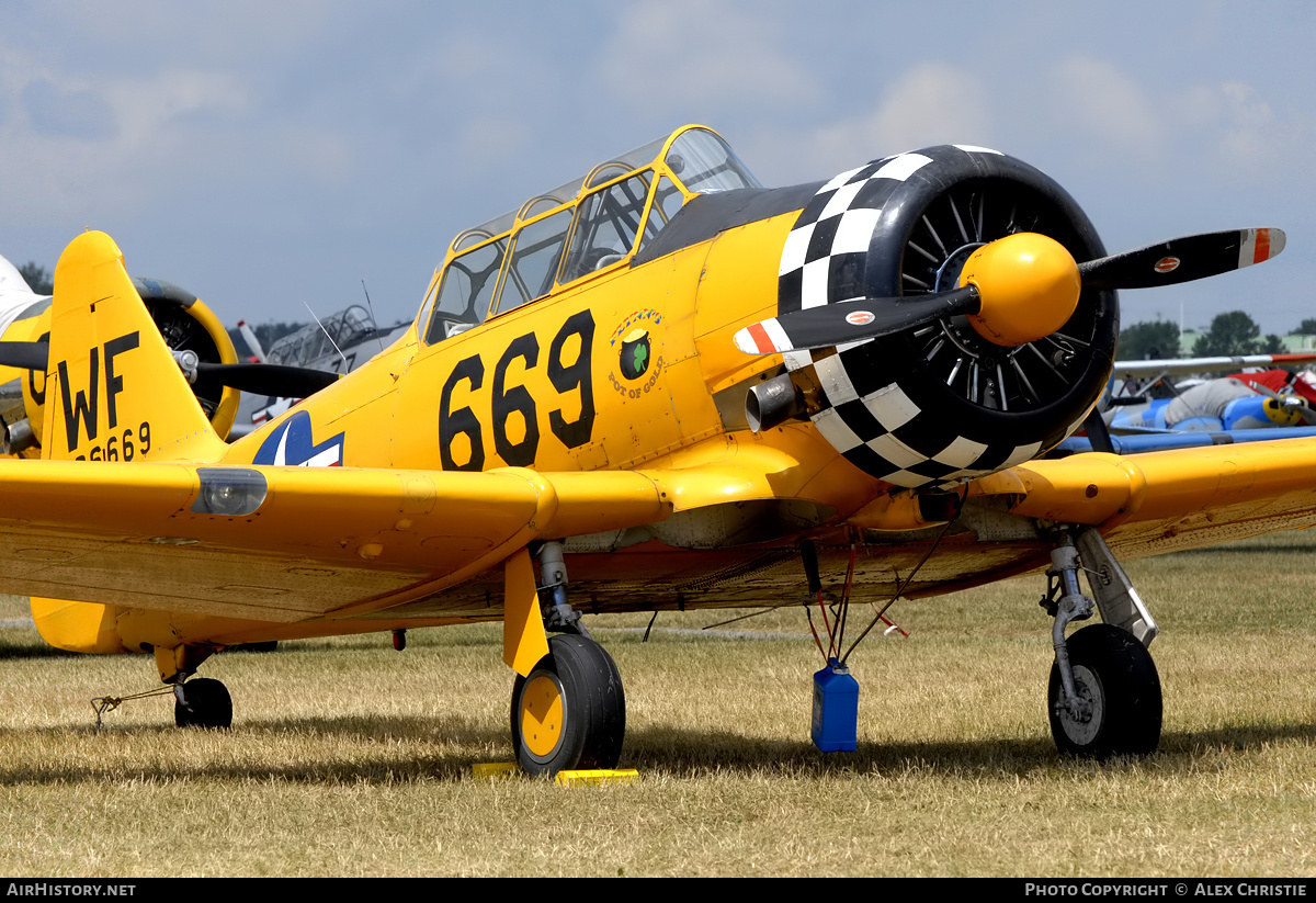 Aircraft Photo of N9530C / 26669 | North American AT-6C Texan | USA - Navy | AirHistory.net #165738
