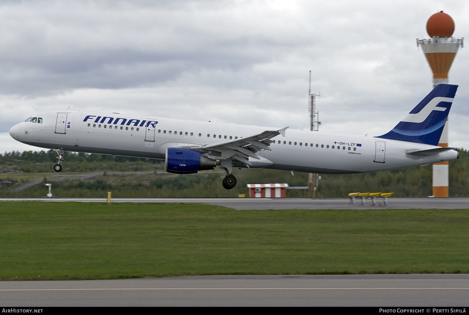 Aircraft Photo of OH-LZF | Airbus A321-211 | Finnair | AirHistory.net #165743