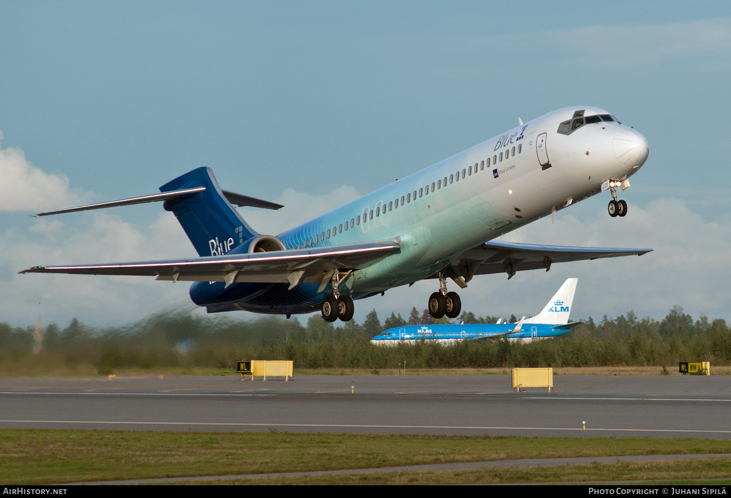 Aircraft Photo of OH-BLO | Boeing 717-2K9 | Blue1 | AirHistory.net #165747