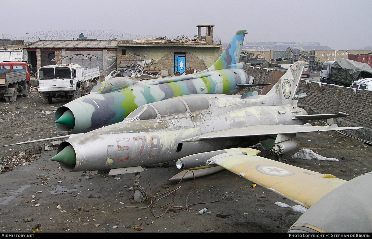 Aircraft Photo of 578 MikoyanGurevich MiG21U Afghanistan Air Force 165765