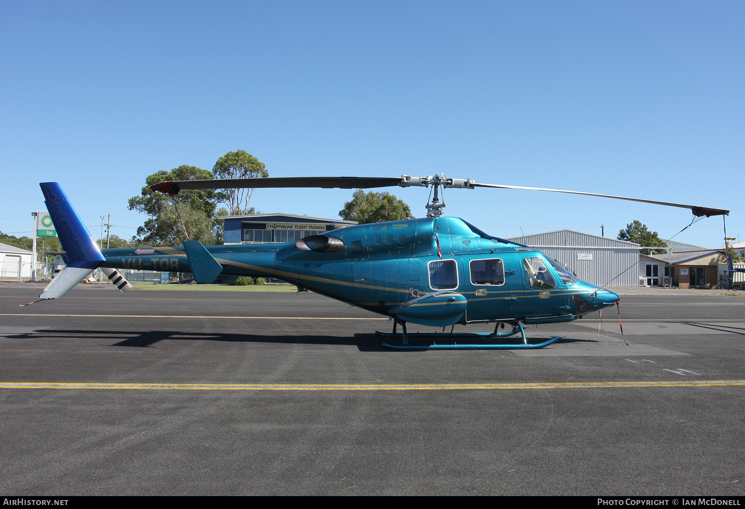 Aircraft Photo of VH-TOR | Bell 222U | AirHistory.net #165870