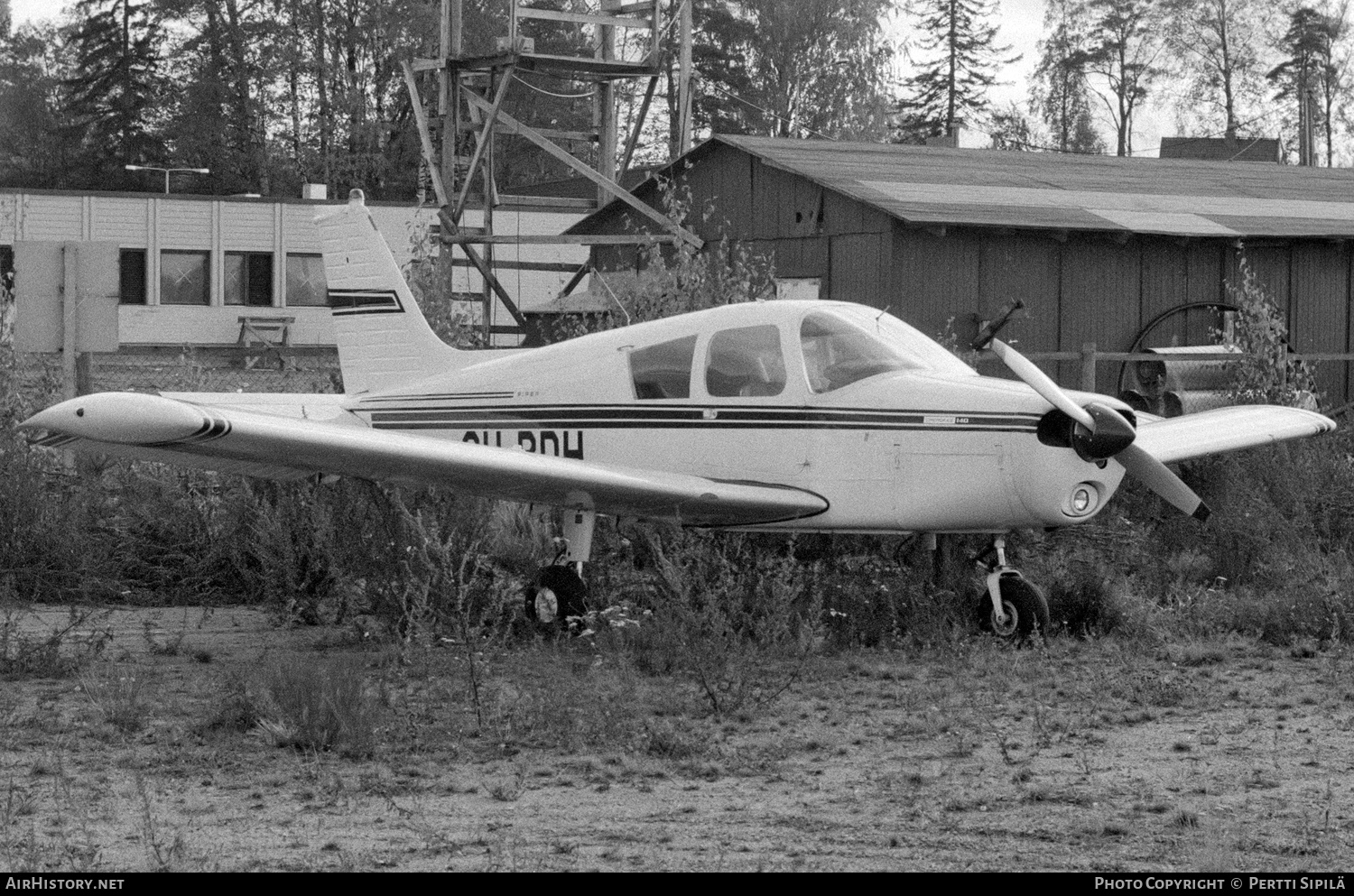 Aircraft Photo of OH-PDH | Piper PA-28-140 Cherokee E | AirHistory.net #165910