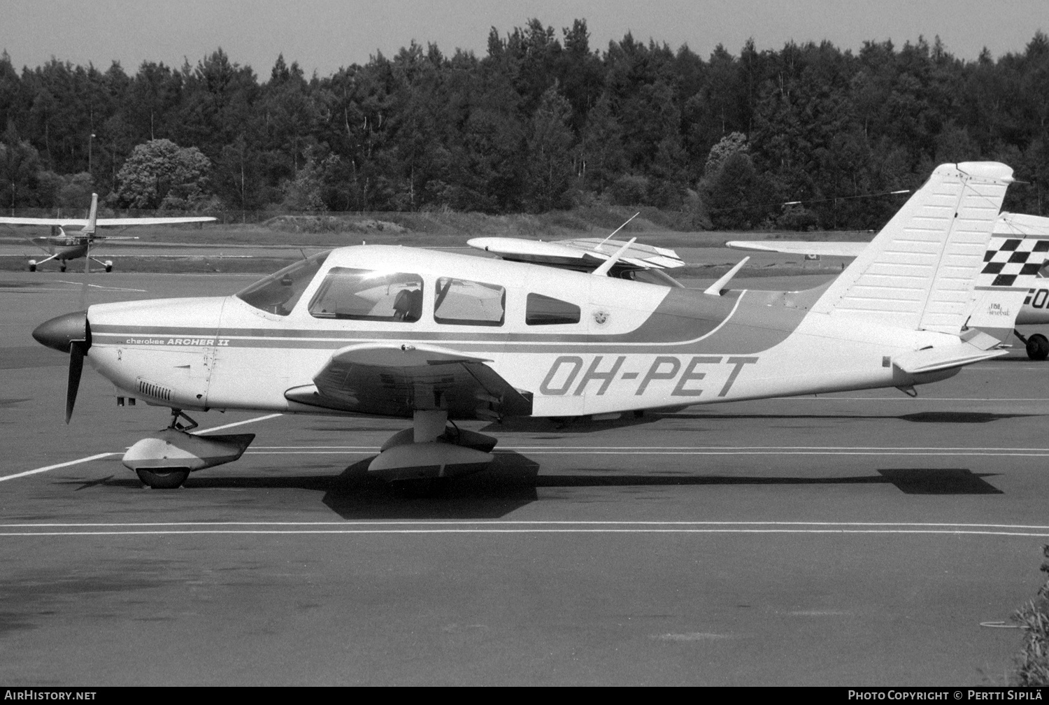 Aircraft Photo of OH-PET | Piper PA-28-181 Archer II | AirHistory.net #165913