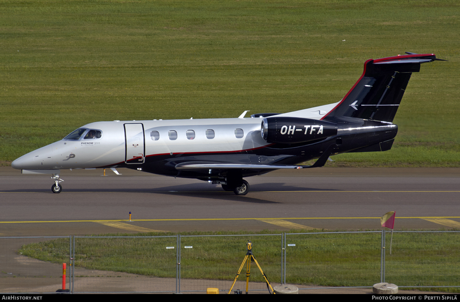 Aircraft Photo of OH-TFA | Embraer EMB-505 Phenom 300E | Hendell Aviation | AirHistory.net #165953