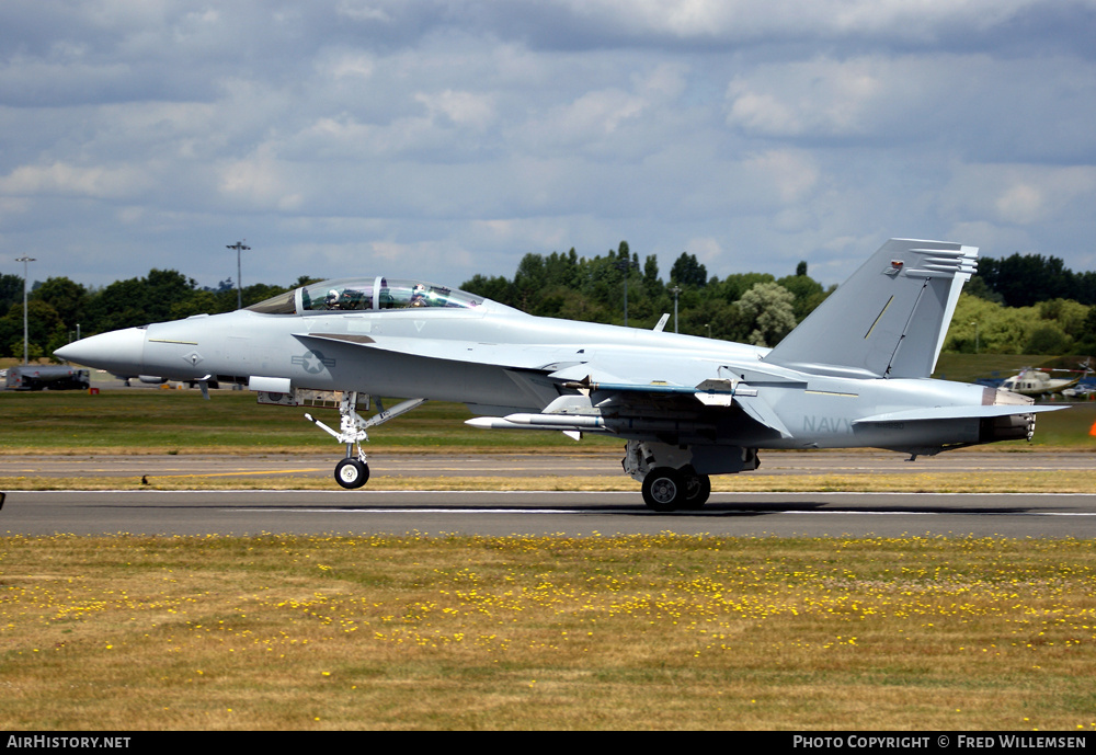 Aircraft Photo of 168890 | Boeing F/A-18F Super Hornet | USA - Navy | AirHistory.net #166021