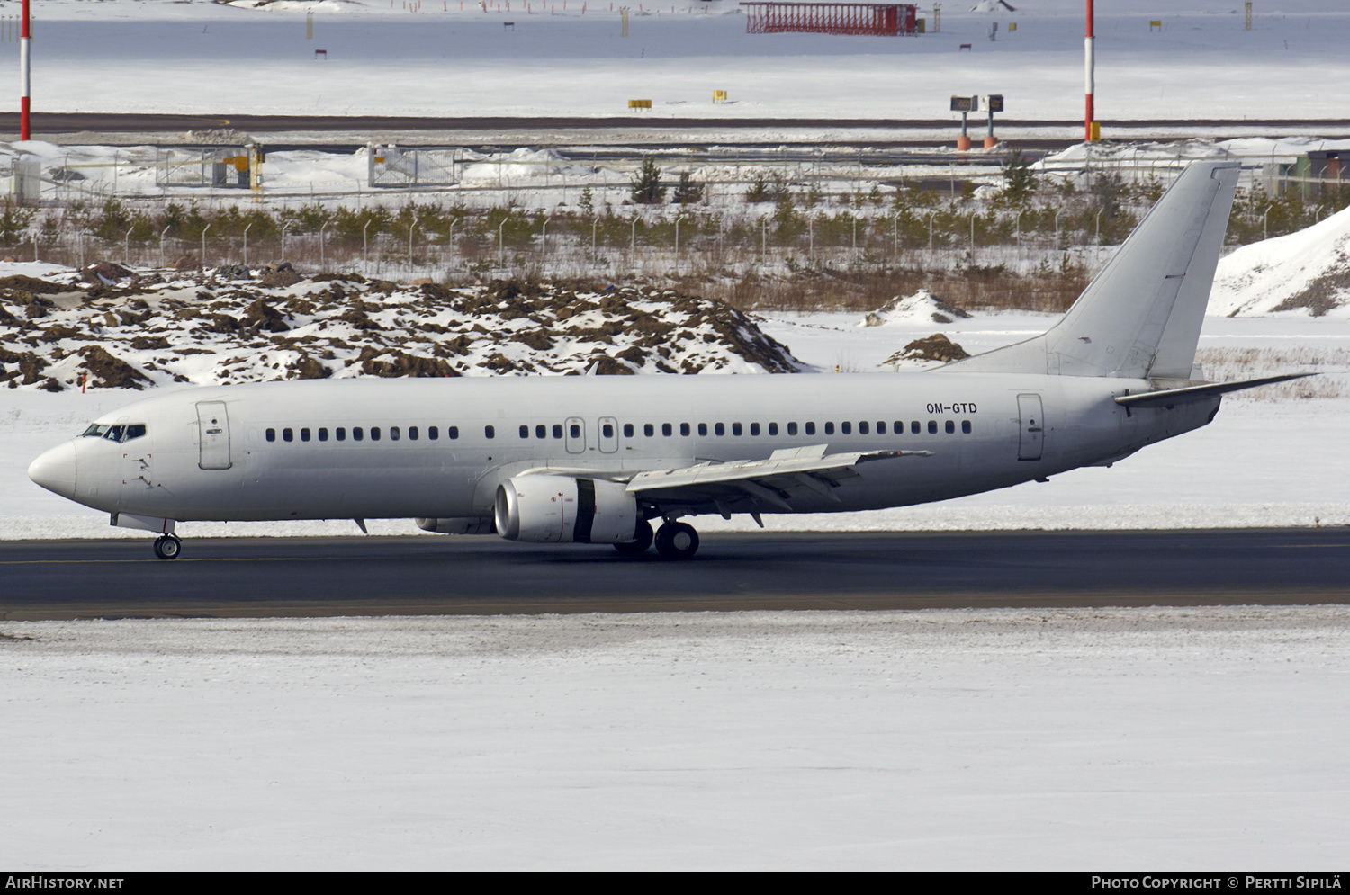 Aircraft Photo of OM-GTD | Boeing 737-46J | AirHistory.net #166131