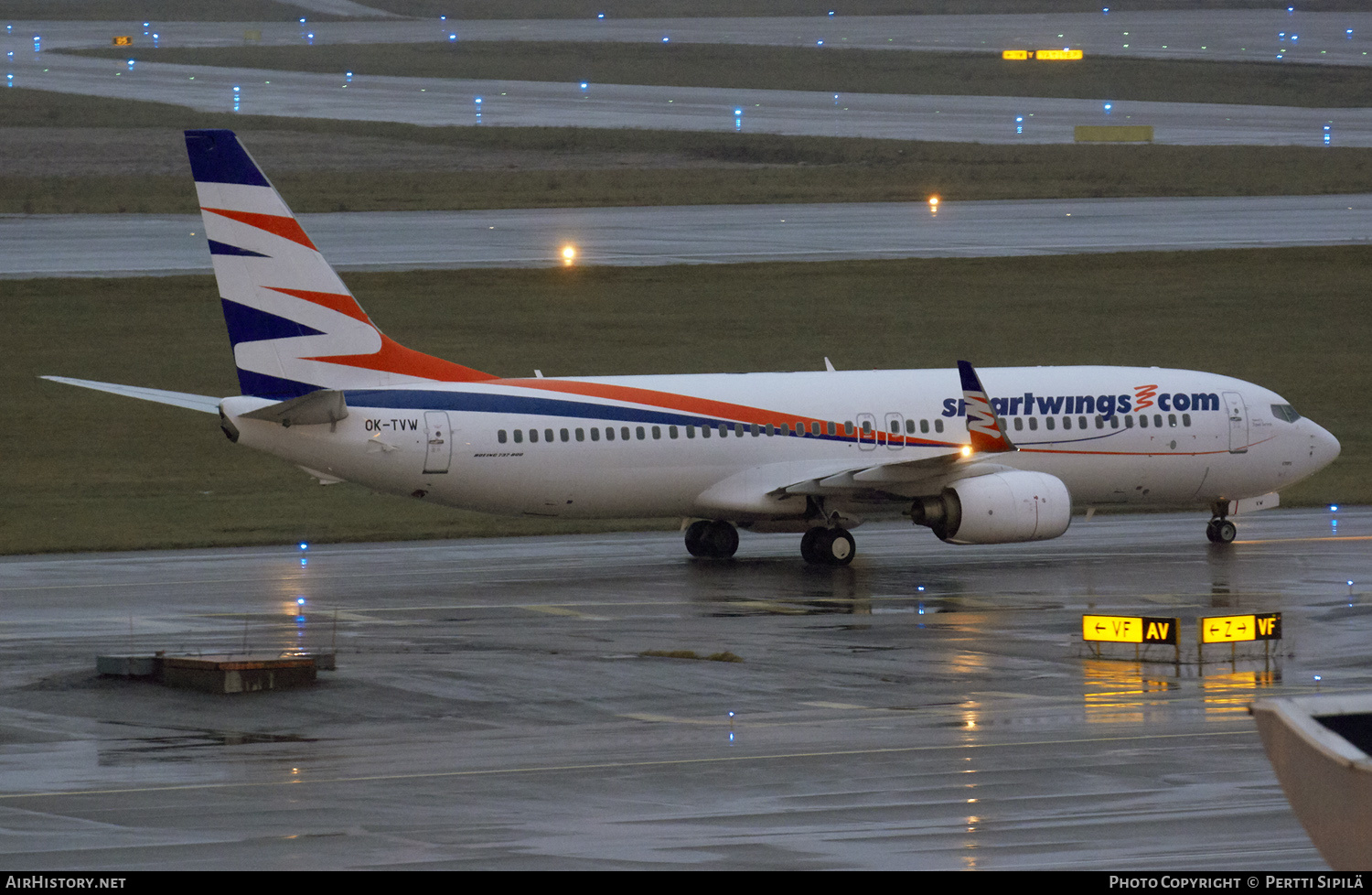 Aircraft Photo of OK-TVW | Boeing 737-86Q | Smartwings | AirHistory.net #166140