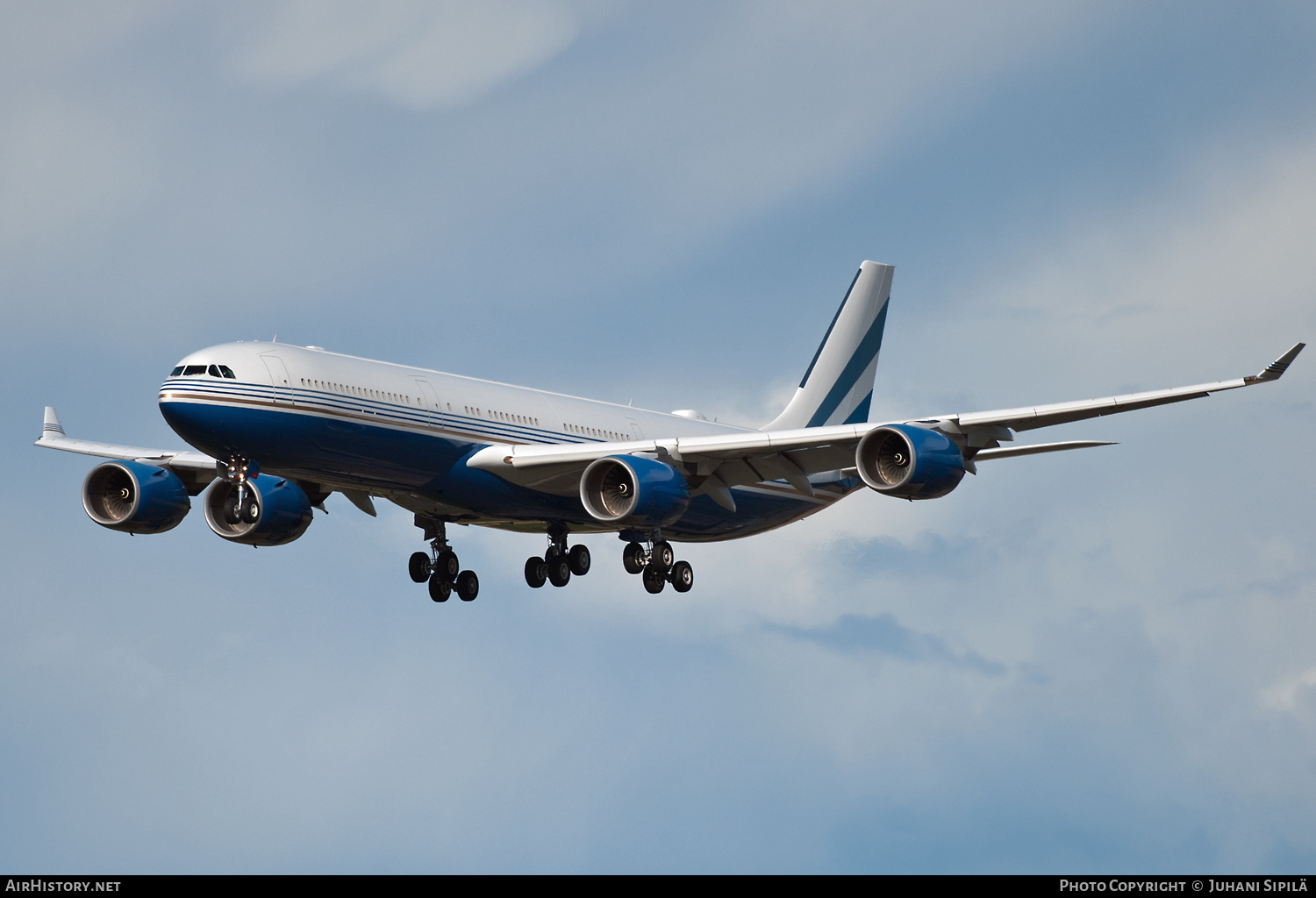 Aircraft Photo of VP-BMS | Airbus A340-541 | Las Vegas Sands | AirHistory.net #166189