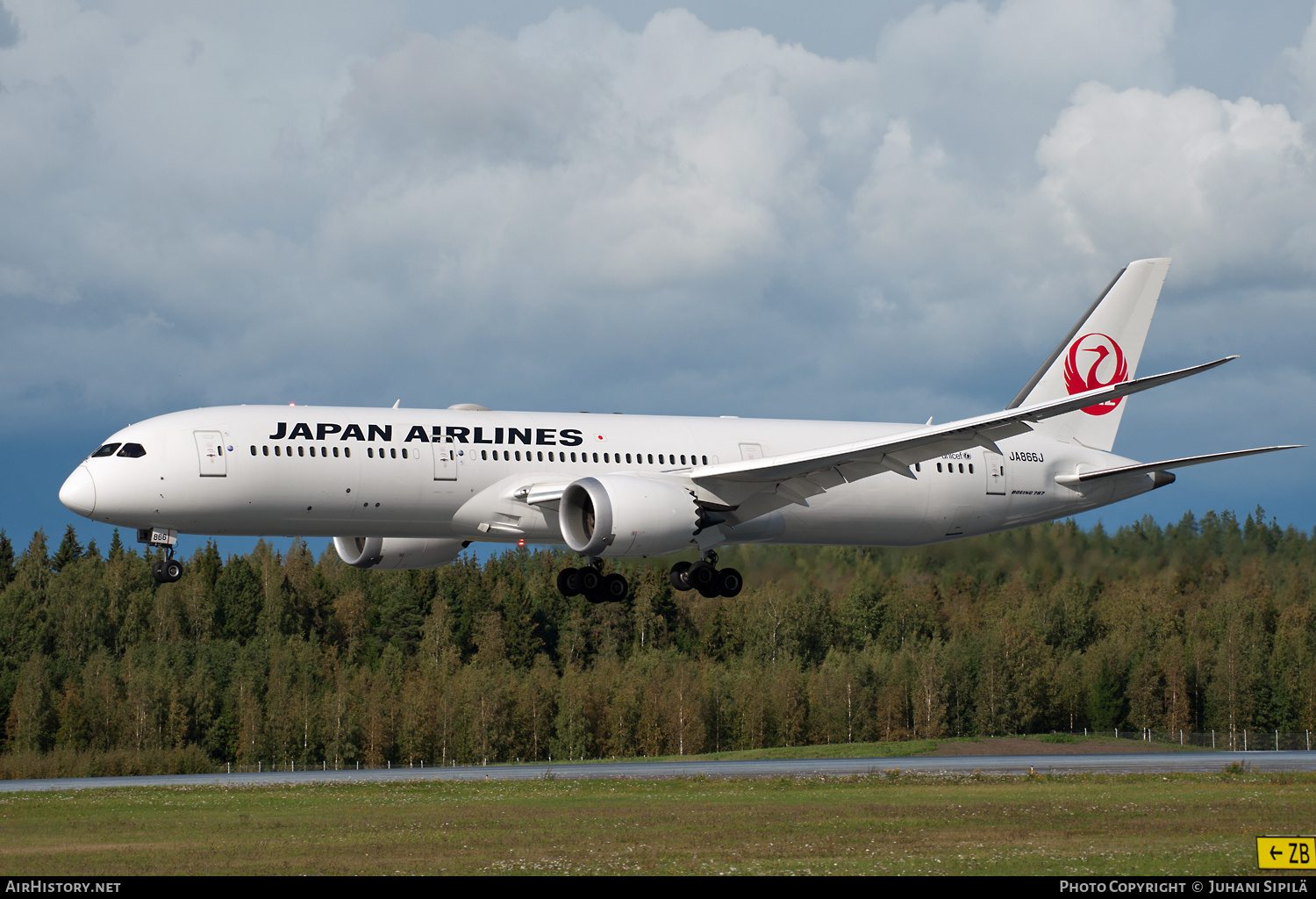 Aircraft Photo of JA866J | Boeing 787-9 Dreamliner | Japan Airlines - JAL | AirHistory.net #166191