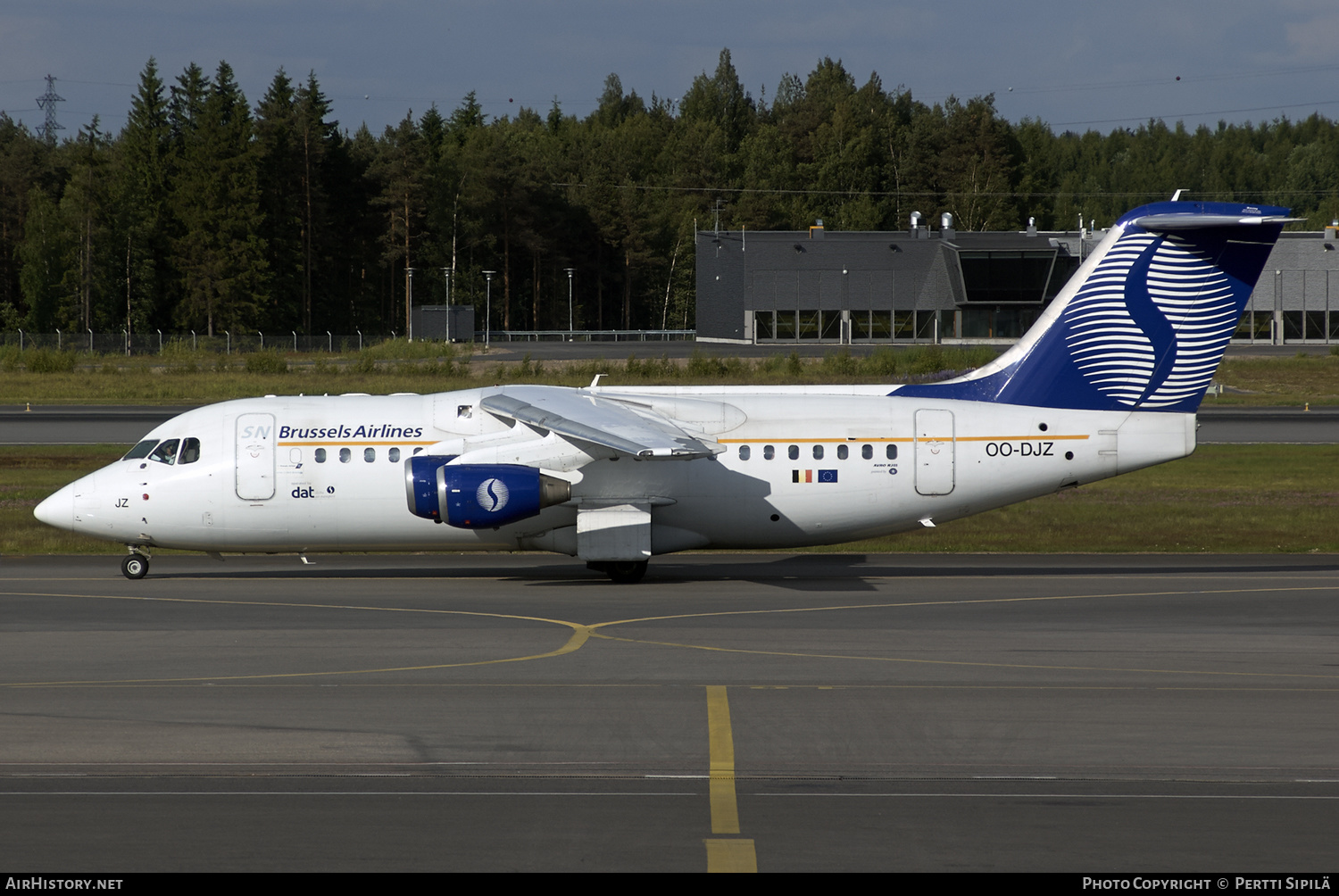 Aircraft Photo of OO-DJZ | British Aerospace Avro 146-RJ85 | SN Brussels Airlines | AirHistory.net #166221