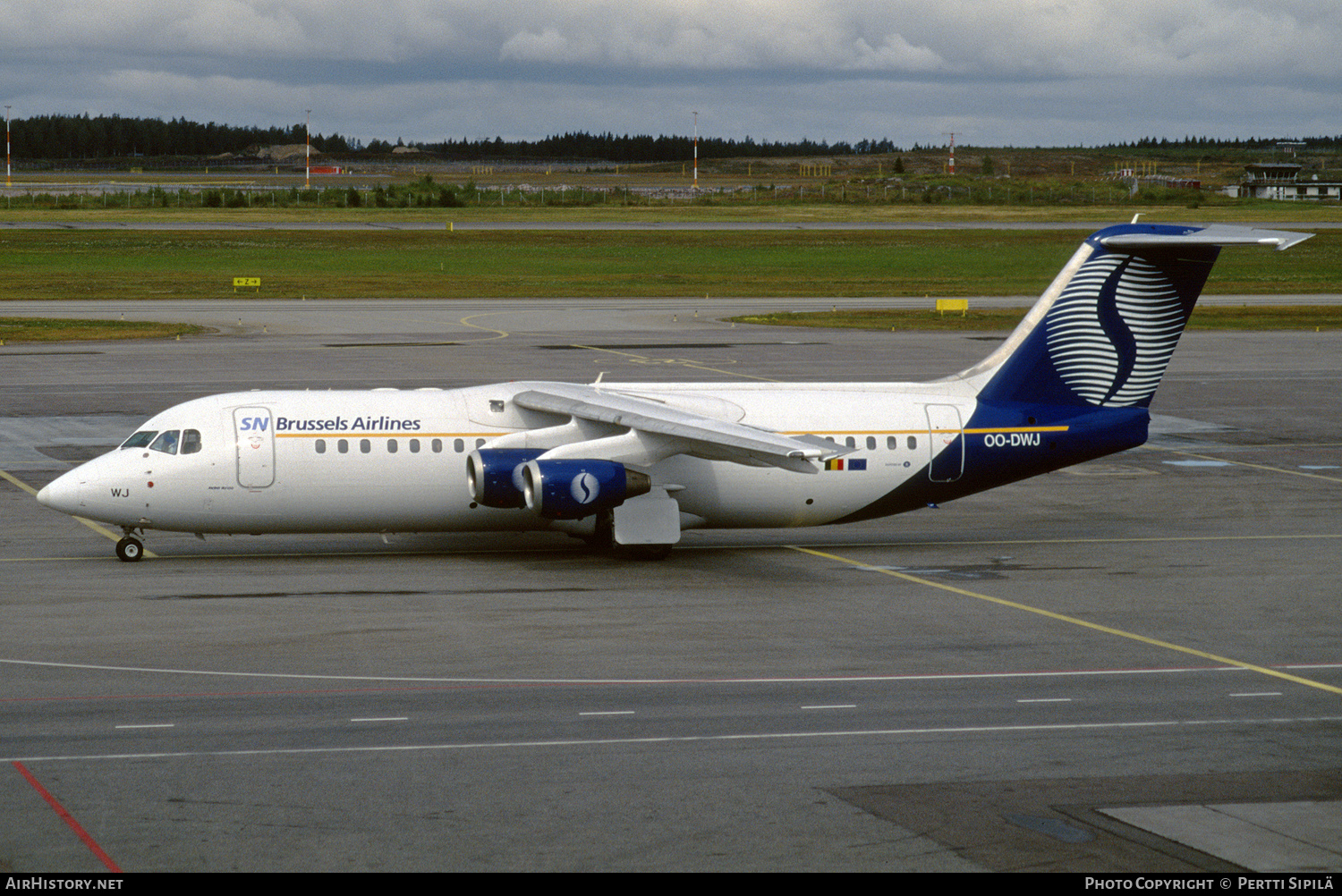 Aircraft Photo of OO-DWJ | British Aerospace Avro 146-RJ100 | SN Brussels Airlines | AirHistory.net #166269