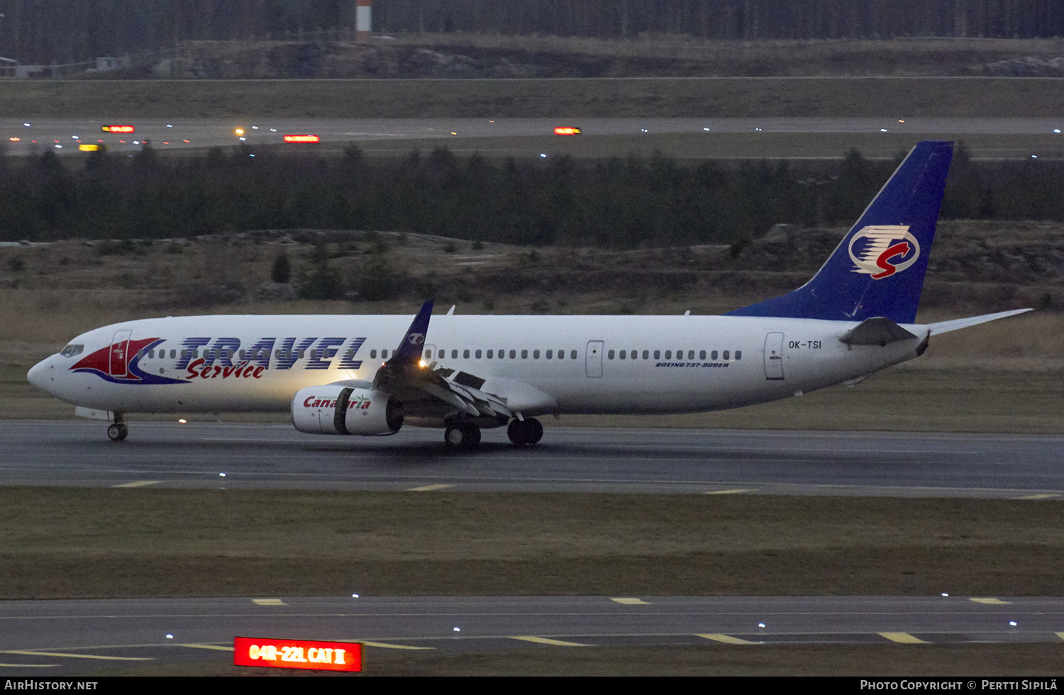 Aircraft Photo of OK-TSI | Boeing 737-9GJ/ER | Travel Service | AirHistory.net #166294